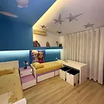 Spacious Family In The Centre Of Apartmán Tirana