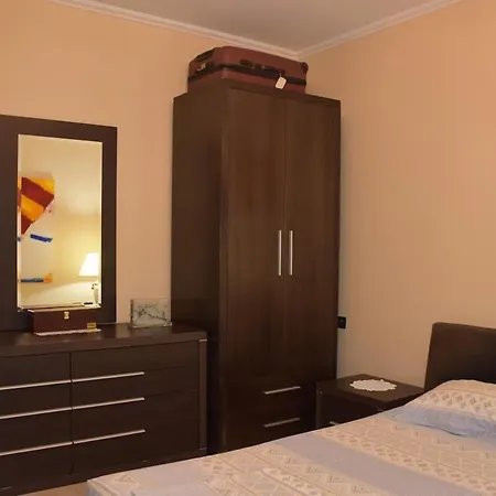 Spacious Family In The Centre Of Apartament